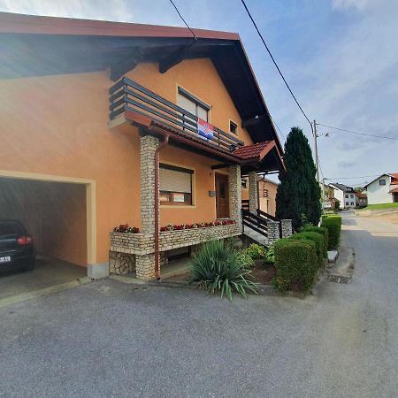 Studio Apartman T&I Ogulin Exterior photo
